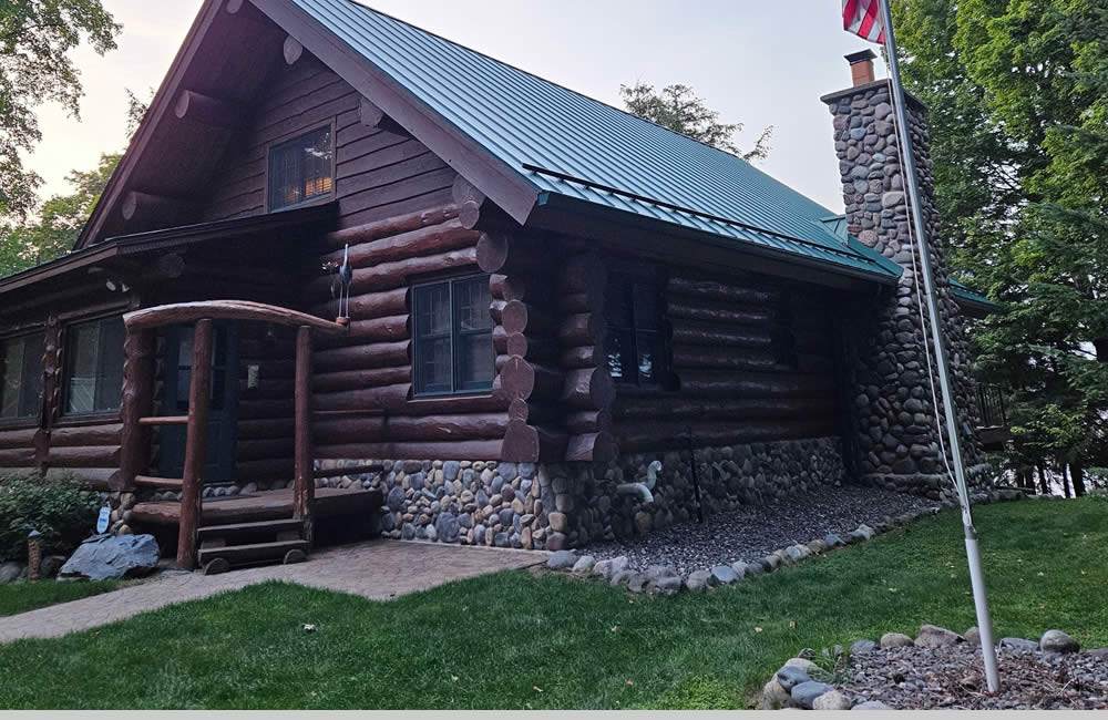 Local Seamless Gutter Company in Eagle River WI
